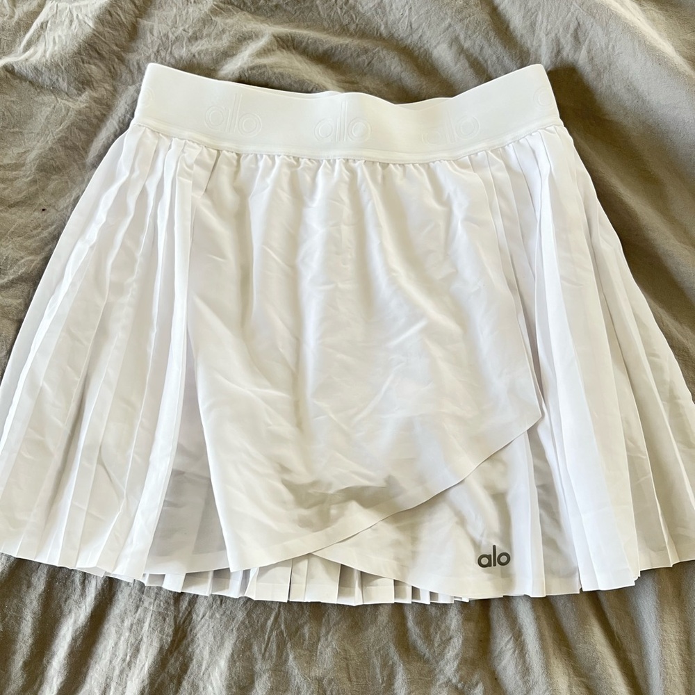 Alo White Pleated Skirt